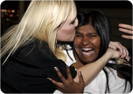 http://bigheaddc.com/wp-content/uploads/2007/10/mccain-sisters.jpg